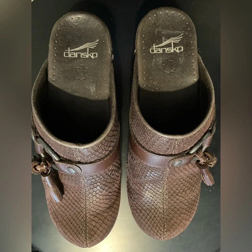 Dansko Shandi Brown Leather Snake Print Clog Shoes Size 37 or 6.5-7 - Picture 7 of 13